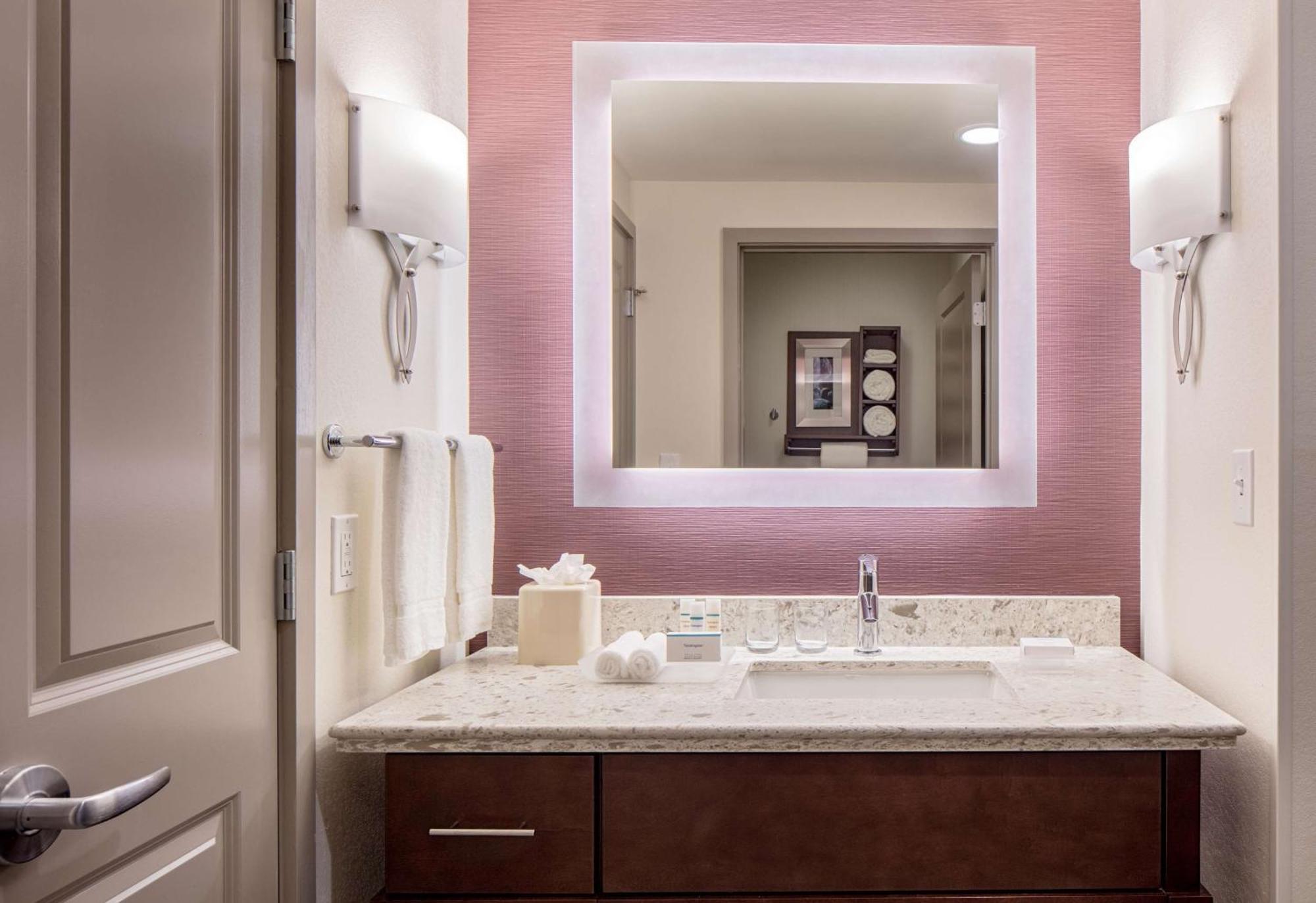 Homewood Suites By Hilton New Orleans French Quarter Bagian luar foto